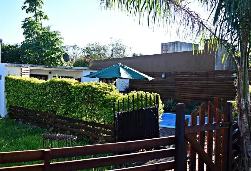 ペンション Esquina Apart