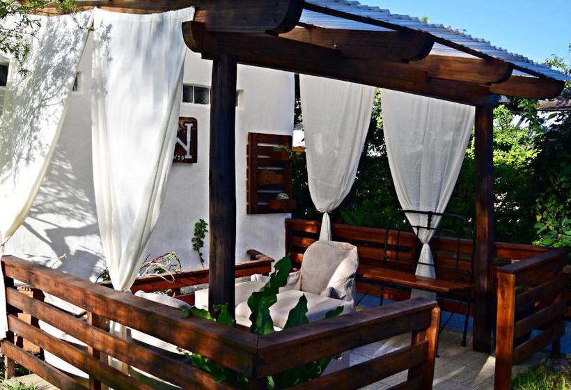 ペンション Esquina Apart