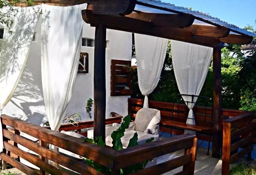 ペンション Esquina Apart