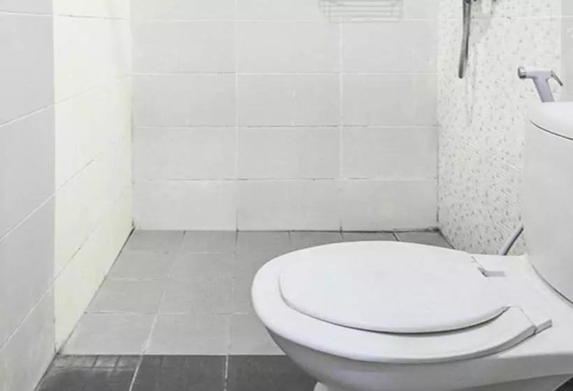 Majatalo Reddoorz At Siwalankerto Surabaya