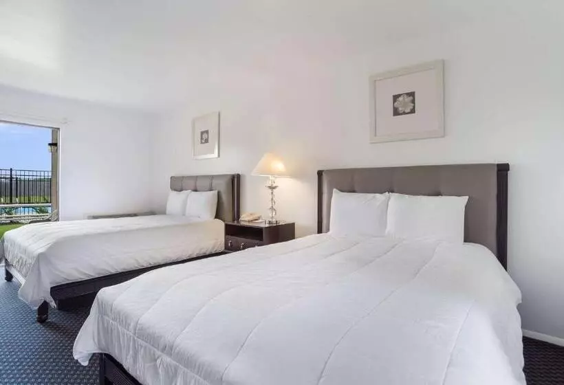 Motelli Rodeway Inn At Somers Cove Marina