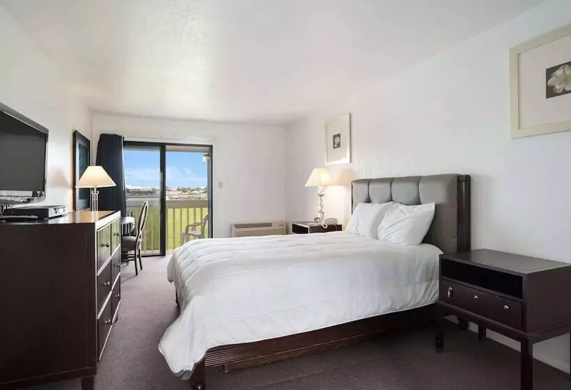 Motelli Rodeway Inn At Somers Cove Marina