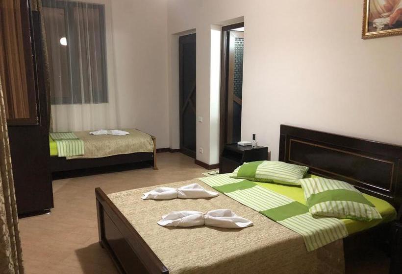 پانسیون Guest House Leto