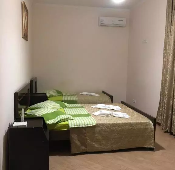 پانسیون Guest House Leto