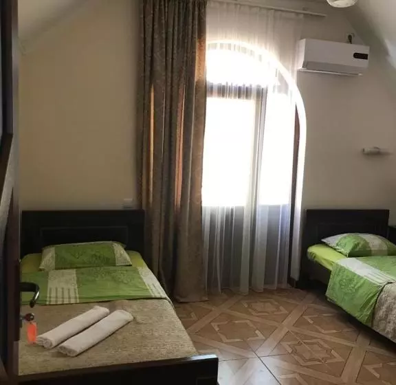 پانسیون Guest House Leto