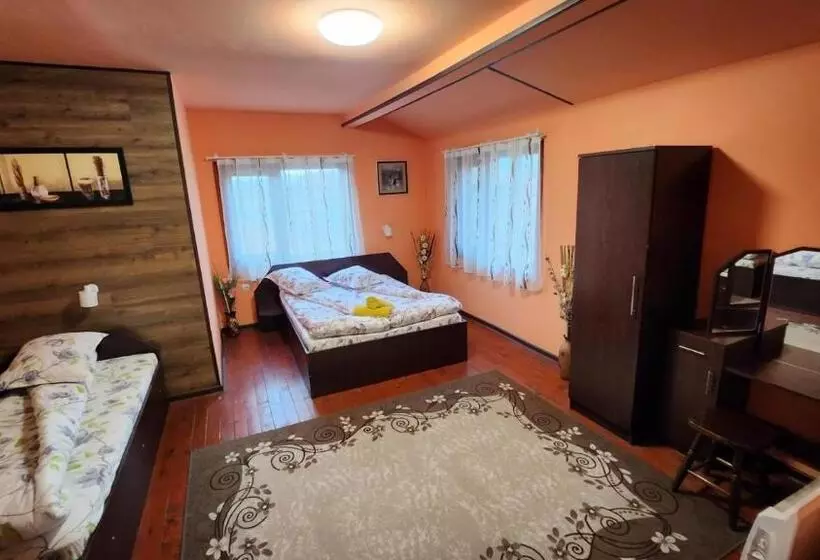 ペンション Guest House Pip