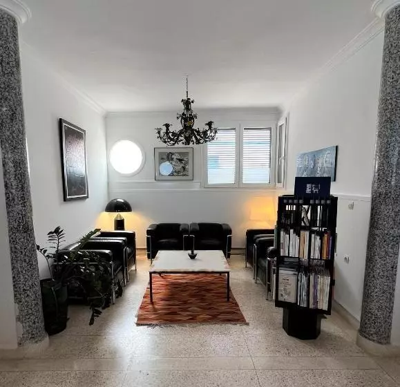 Majatalo Logis La Marine