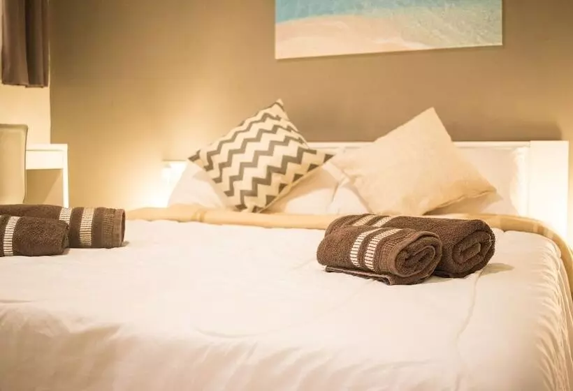 پانسیون Luxury Msida Circle Suites