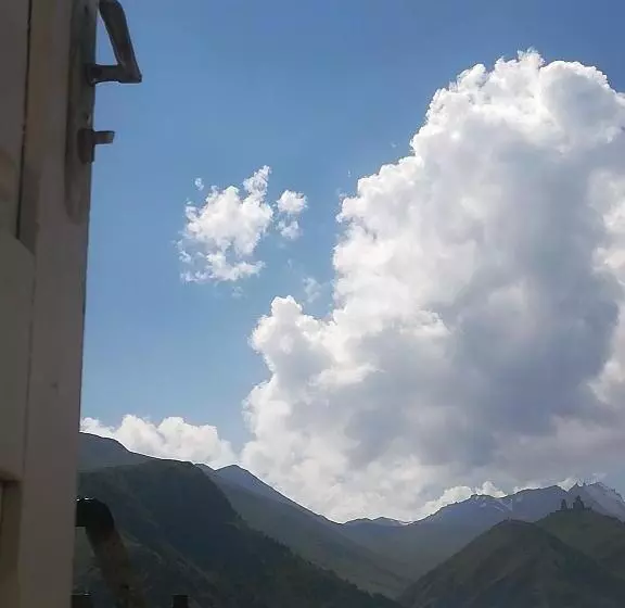 پانسیون Nikoloz Guesthouse