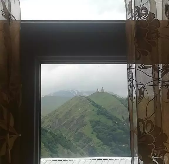 پانسیون Nikoloz Guesthouse