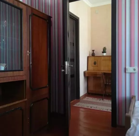 پانسیون Nikoloz Guesthouse