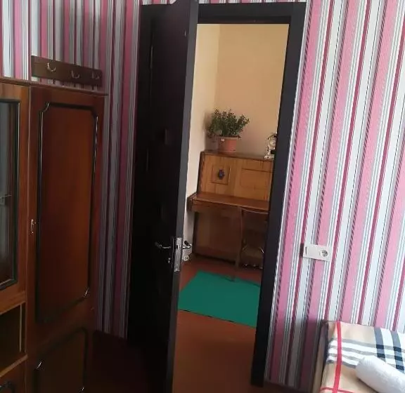 پانسیون Nikoloz Guesthouse