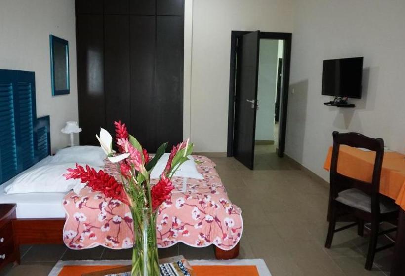 پانسیون Nouvelle Villa Mia