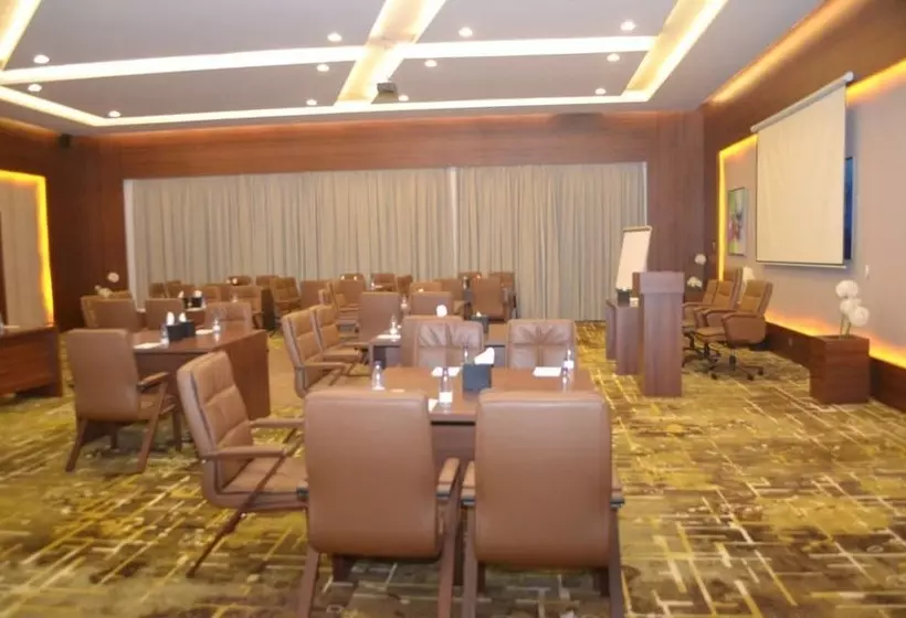 Msharef Almoden Hotel فندق مشارف المدن