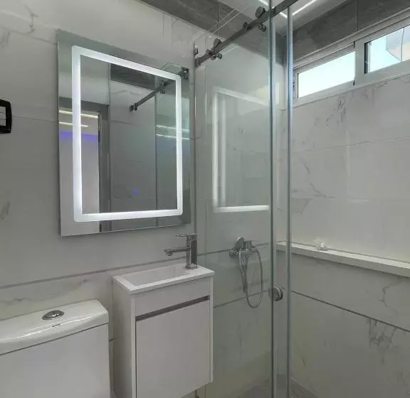 پانسیون Alegria Hostal