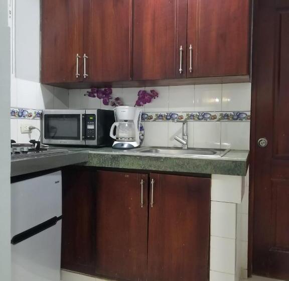 پانسیون Alegria Hostal