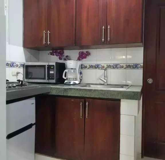 پانسیون Alegria Hostal