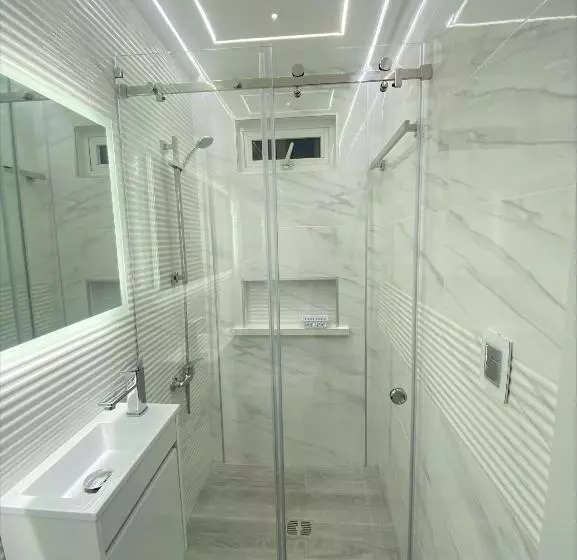 پانسیون Alegria Hostal