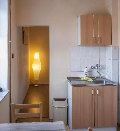 Majatalo Penzion U Nádraží