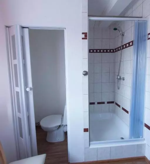 Majatalo Penzion U Nádraží