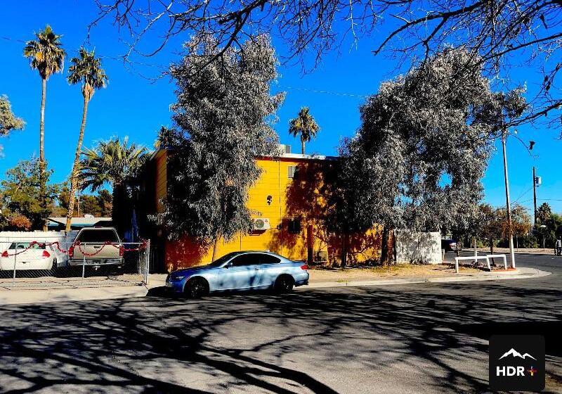 Pansiyon The Yellow Penthouse Llc