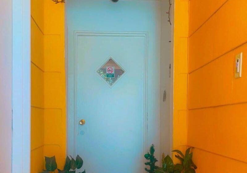 Pansiyon The Yellow Penthouse Llc