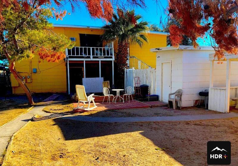 Pansiyon The Yellow Penthouse Llc