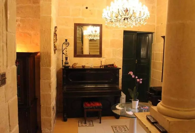 پانسیون Villa Vittoria