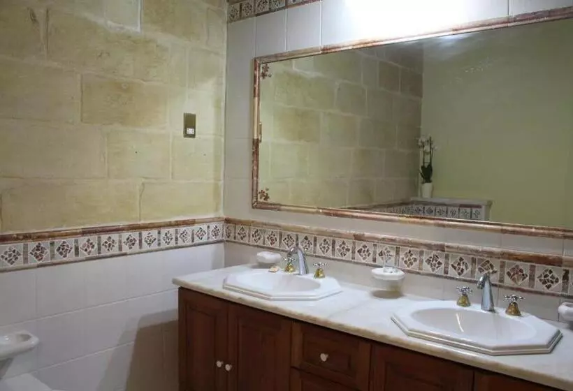 پانسیون Villa Vittoria