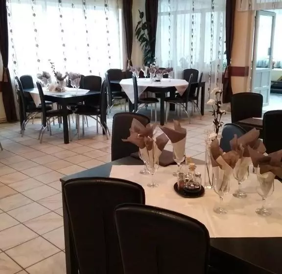 Pensiune Restaurant Sfinx
