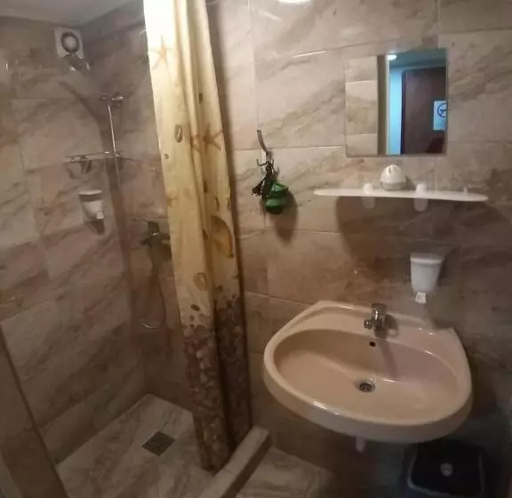 پانسیون Deniz Guesthouse
