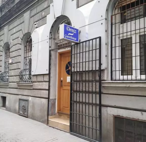 پانسیون Deniz Guesthouse
