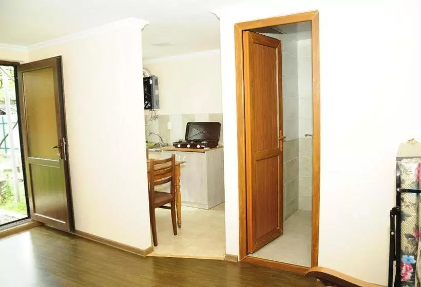 پانسیون Guest House Fridon
