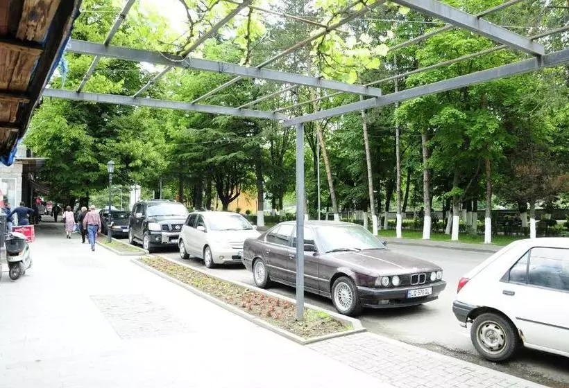 پانسیون Guest House Fridon