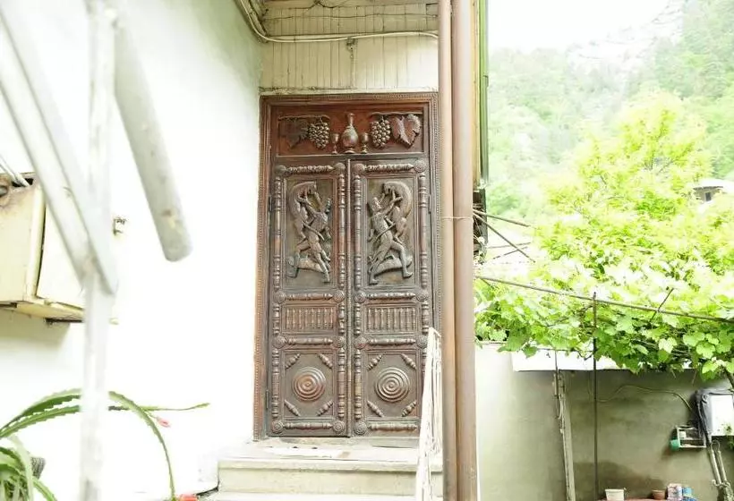 پانسیون Guest House Fridon