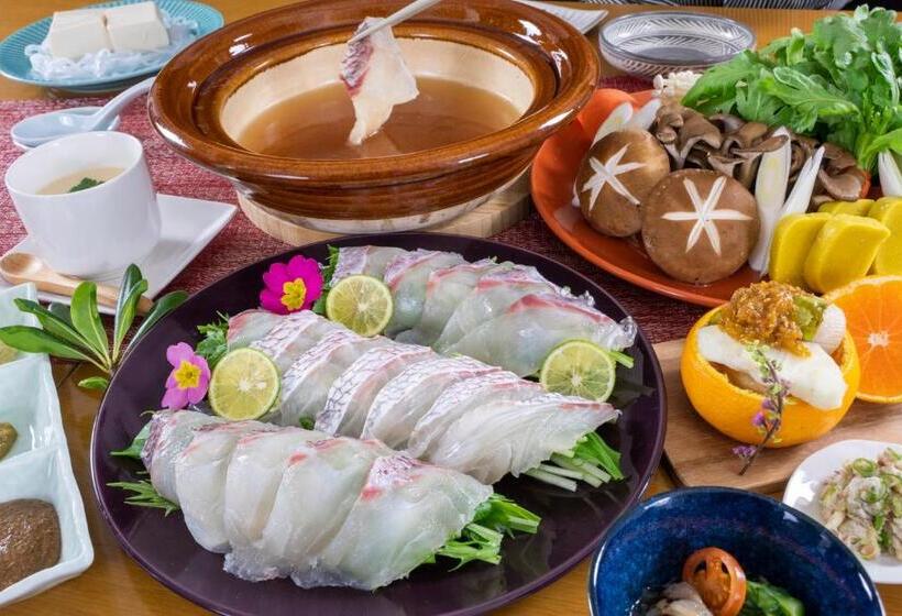 Pensión なにもない幸せな島のリトリート宿 The Bonds