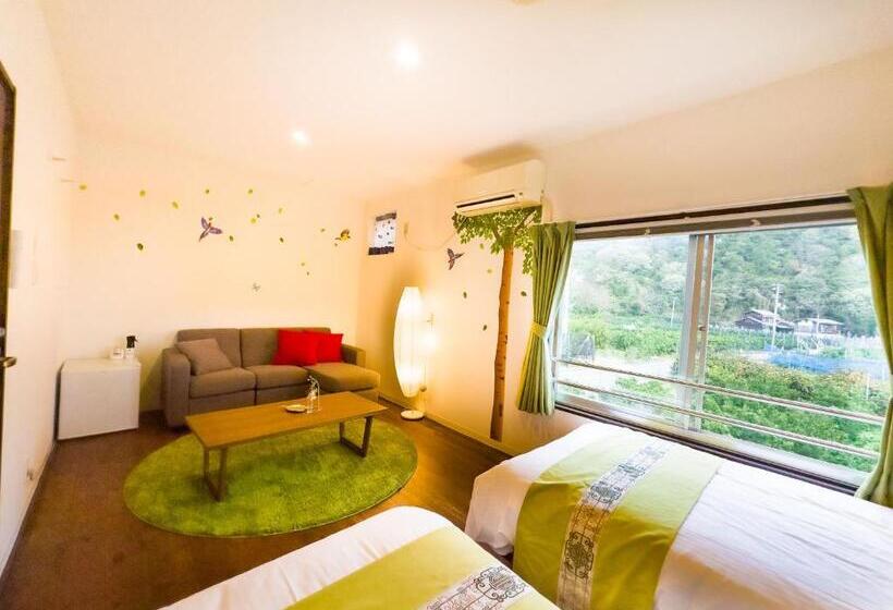 Pensión なにもない幸せな島のリトリート宿 The Bonds