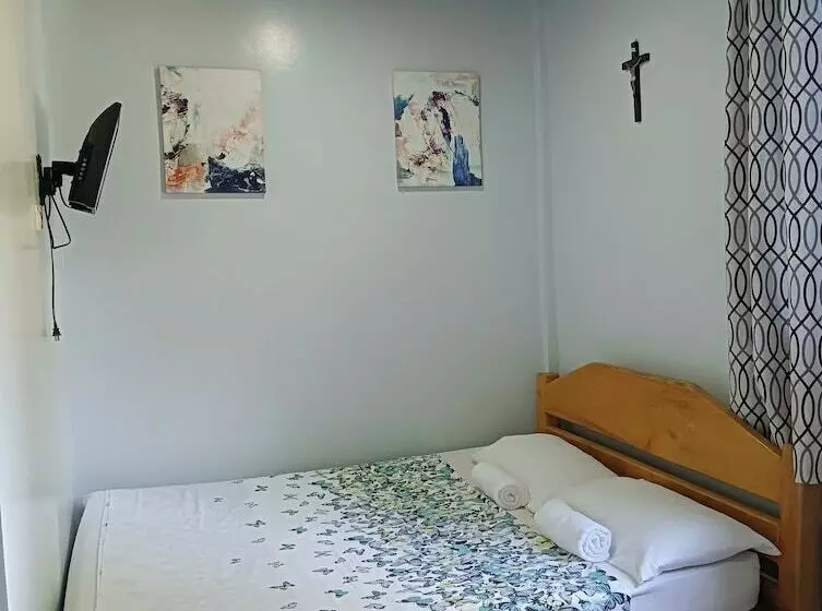 Retkeilymaja Hm&b Backpackers Inn