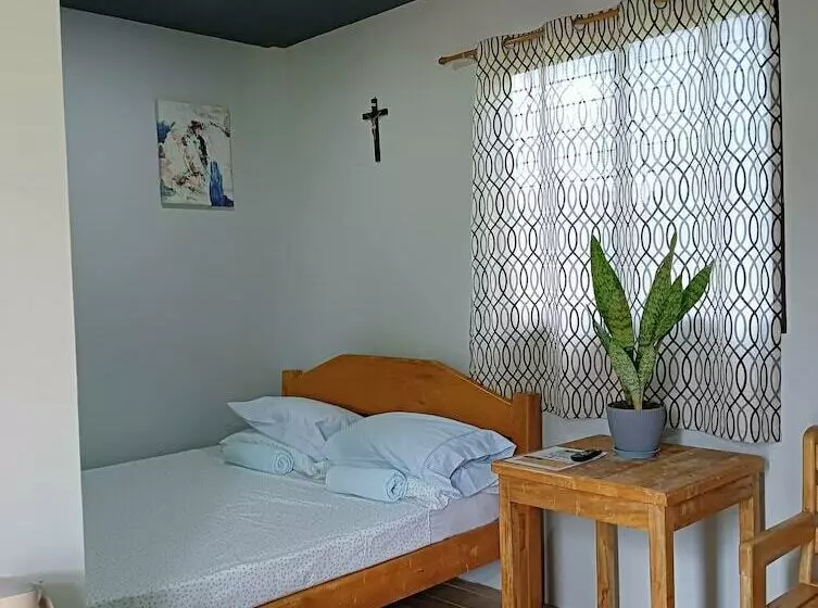 Retkeilymaja Hm&b Backpackers Inn
