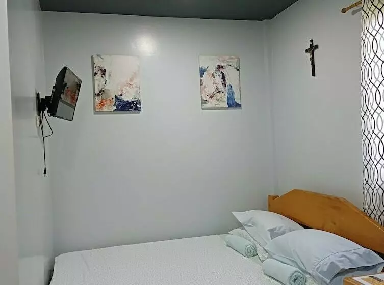 Retkeilymaja Hm&b Backpackers Inn