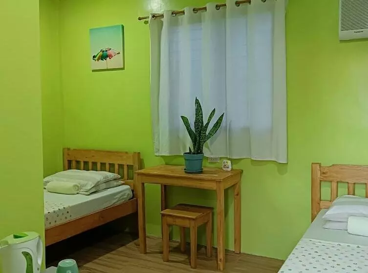 Retkeilymaja Hm&b Backpackers Inn