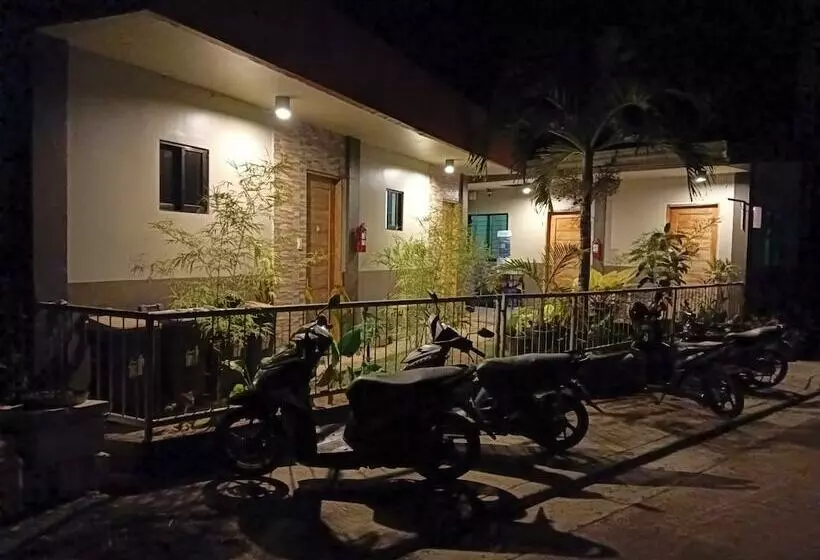 Retkeilymaja Hm&b Backpackers Inn