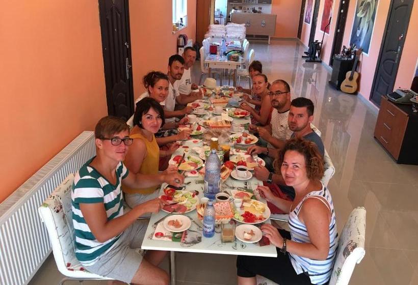 Пансион Hostel Denisa