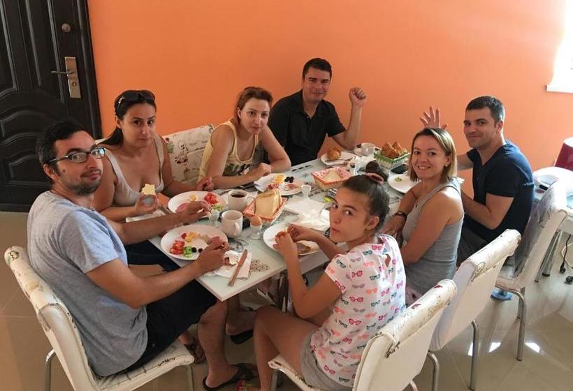 Пансион Hostel Denisa