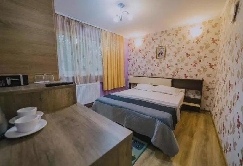 پانسیون Hostel Denisa
