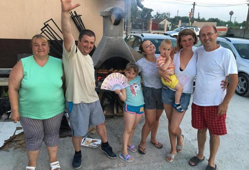 Пансион Hostel Denisa