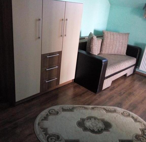 פנסיון Casa Toma