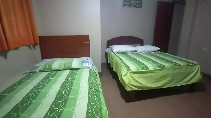 پانسیون Hostal Aventura