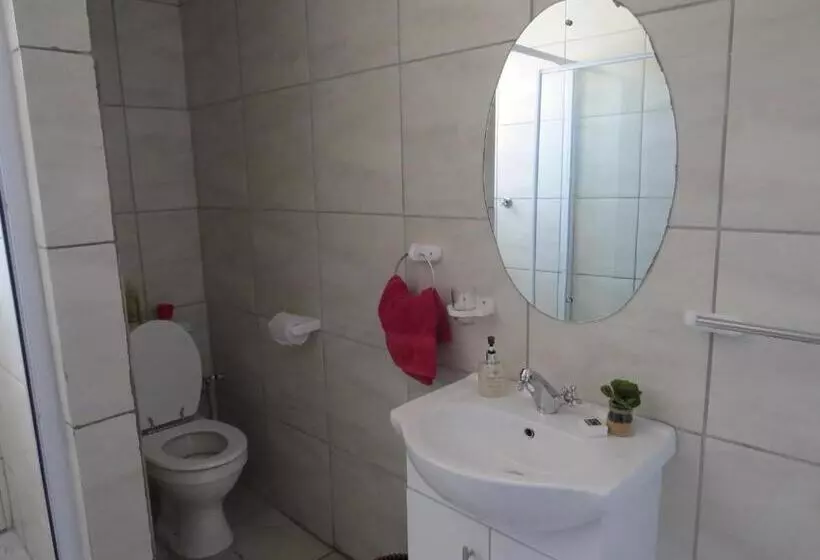 Majatalo Swartberg Guest House