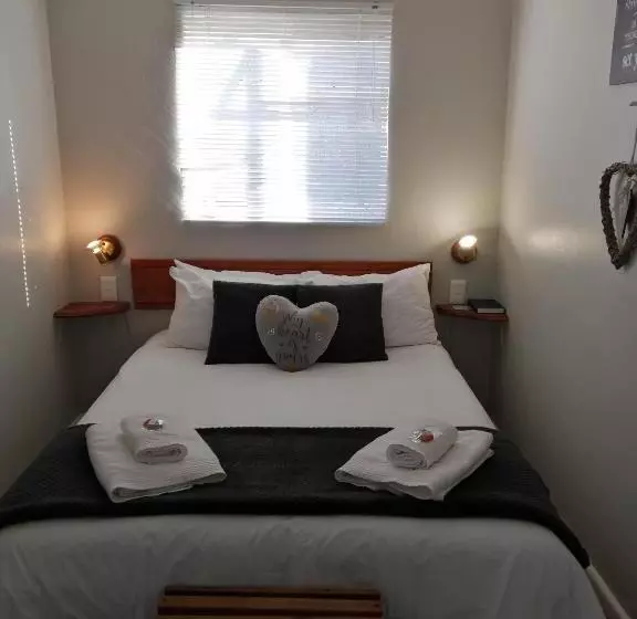 Majatalo Swartberg Guest House